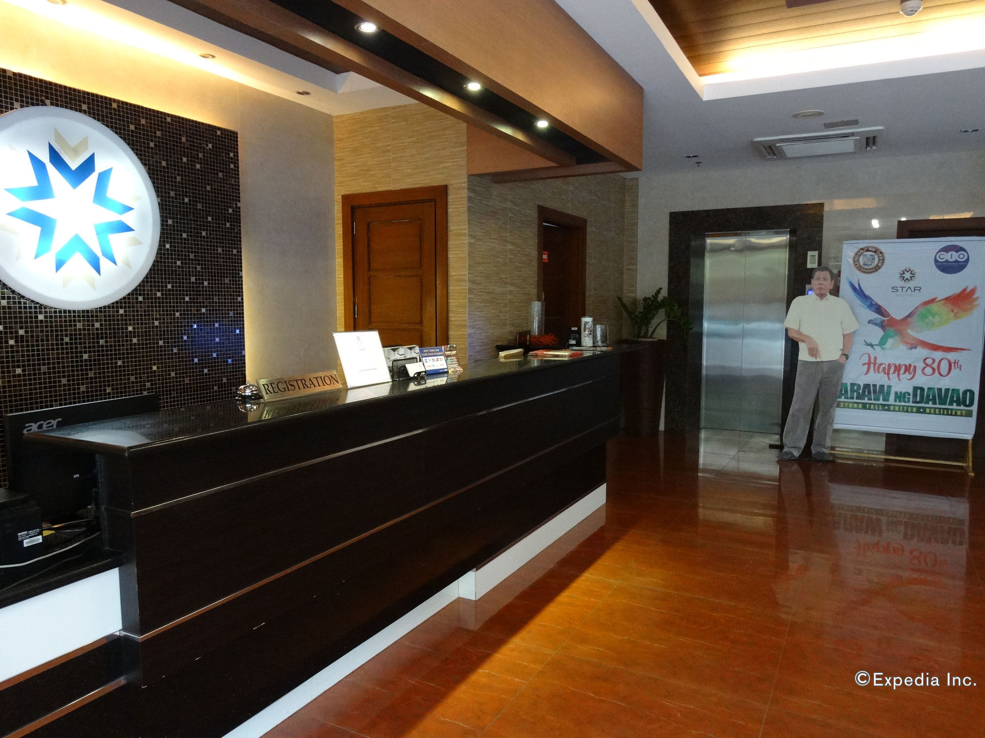 Star Hotel Davao City Eksteriør bilde