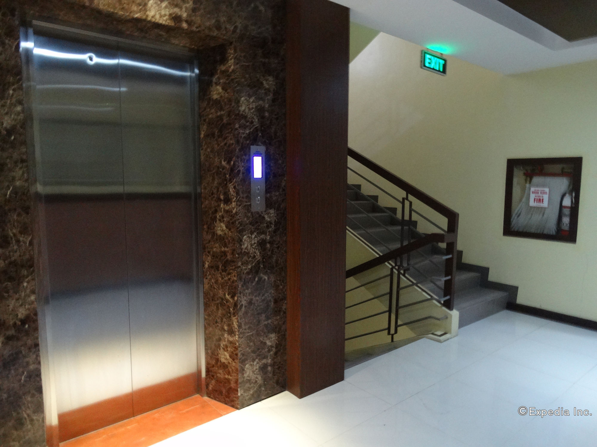Star Hotel Davao City Eksteriør bilde